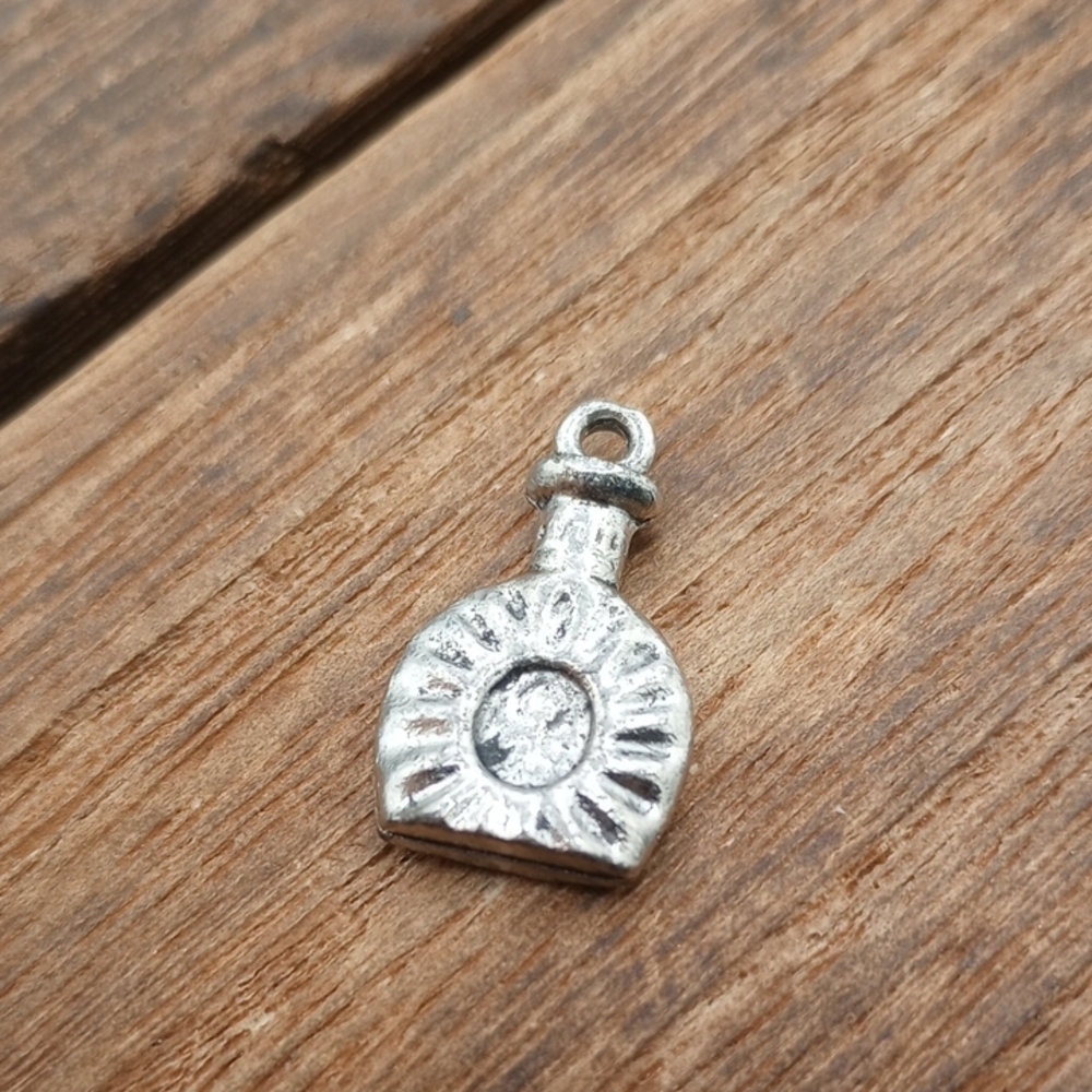 Silver Tone Perfume Victorian Bottle Charm Pendant for Women P245